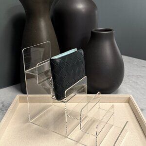 Bottega Veneta Intrecciato Bi-Fold Wallet with Coin Purse & Contrasted Interior